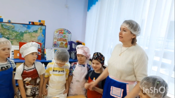 Приготовление сдобных булочек Приготовление сдобных булочек.